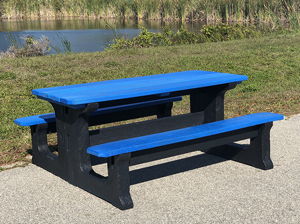 picnic table